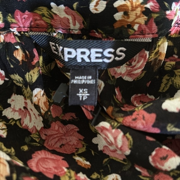 Express Floral Sleeveless Blouse l SIZE XS - Picture 4 of 5